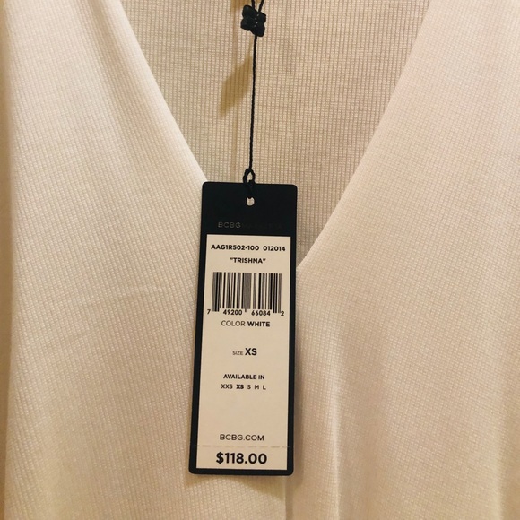 BCBG MaxAzria - Picture 3 of 7